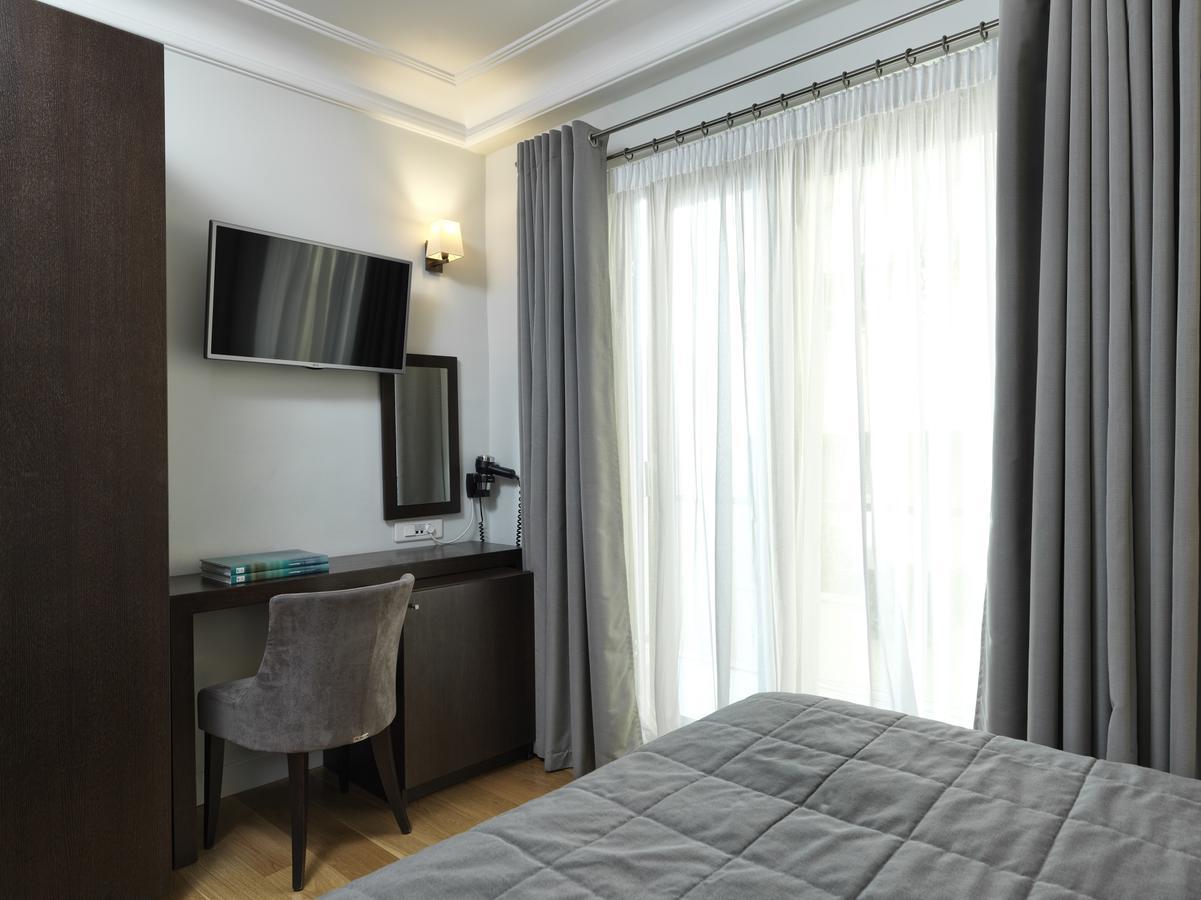 Acropolis Hill 3*